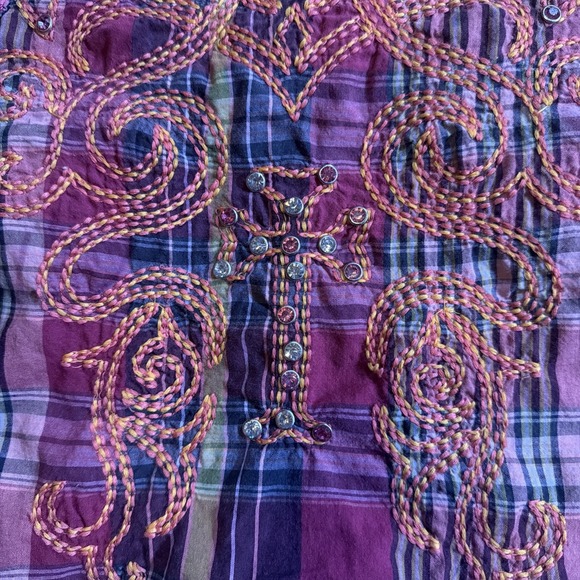 Roar Western Pink Plaid Button Up Shirt Women's Small Embroidered Rhinestone - Picture 8 of 11